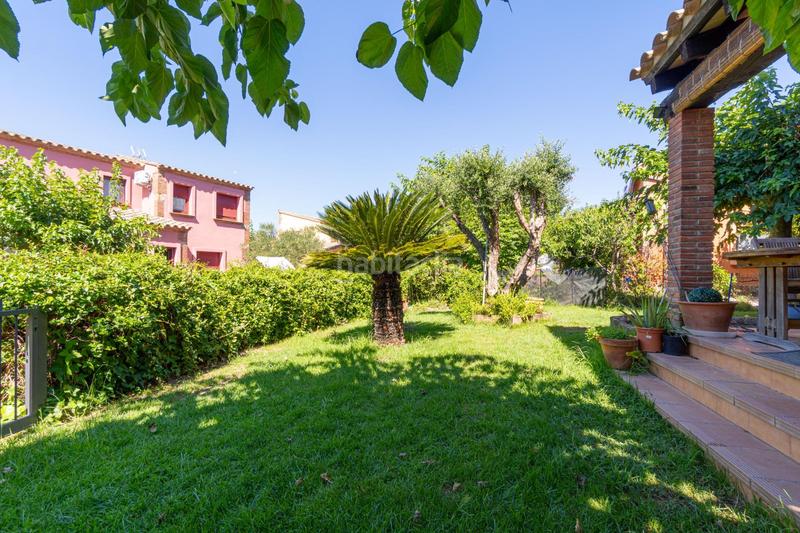 Foto 94410822-25bf-4c9b-b2ca-19065146f282. Casa vivienda unifamiliar aislada en golf con jardín privado y piscina comunitaria en Peralada