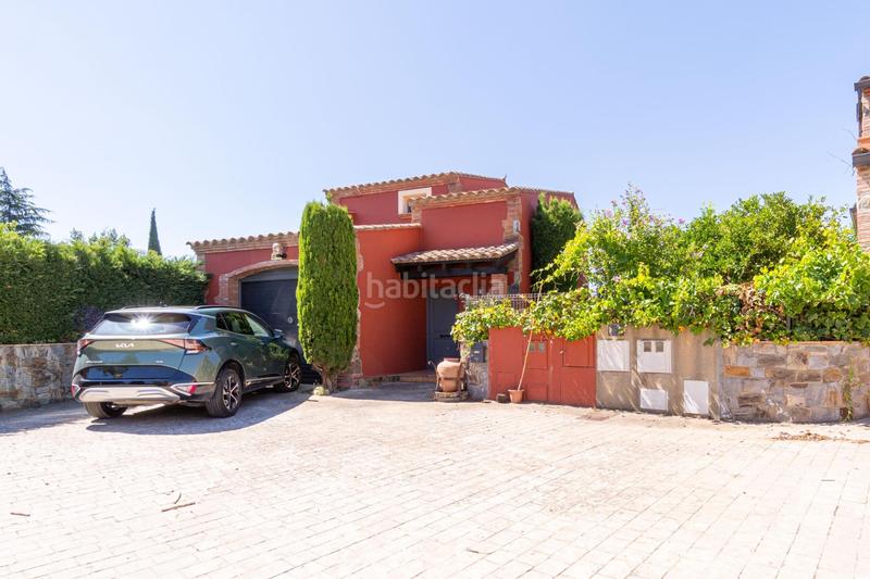 Foto 9889100e-fd31-4b71-8b29-9092b7fb340c. Casa vivienda unifamiliar aislada en golf con jardín privado y piscina comunitaria en Peralada