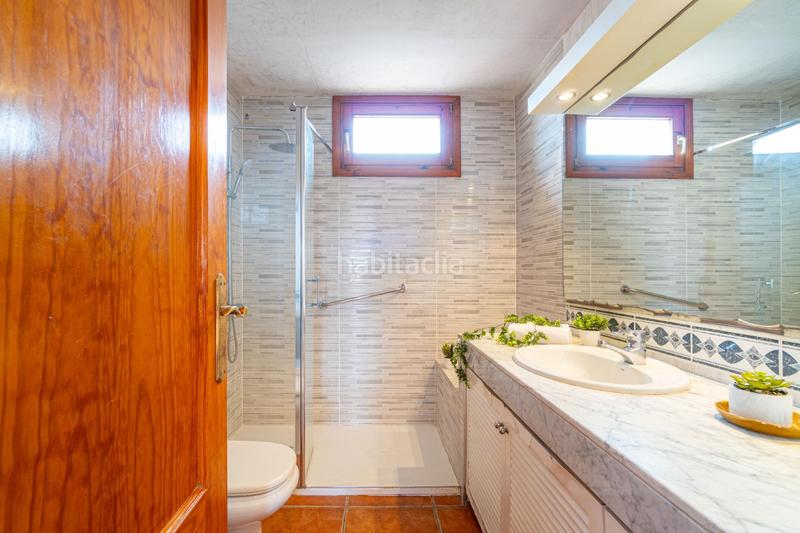 Foto ab45c511-772a-49b3-942f-ba71213a400c. Casa vivienda unifamiliar aislada en golf con jardín privado y piscina comunitaria en Peralada