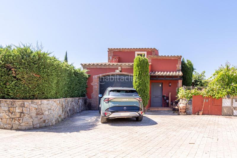 Foto b1f73257-4072-460d-98bb-b2799f7c9cf3. Casa vivienda unifamiliar aislada en golf con jardín privado y piscina comunitaria en Peralada