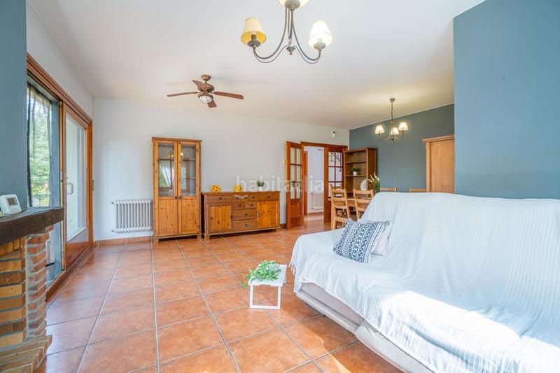 Foto d8ac34dd-5f79-48e9-b282-7bda9175d8a5. Casa vivienda unifamiliar aislada en golf con jardín privado y piscina comunitaria en Peralada