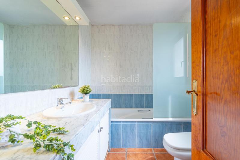 Foto ed9d839b-a838-43cd-88b4-eb37ea0d0956. Casa vivienda unifamiliar aislada en golf con jardín privado y piscina comunitaria en Peralada