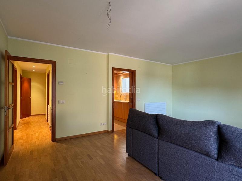 Foto 0a370350-a269-41ea-a314-1f848cf431ff. Dachwohnung mit heizung parking in Creu de la Mà Figueres