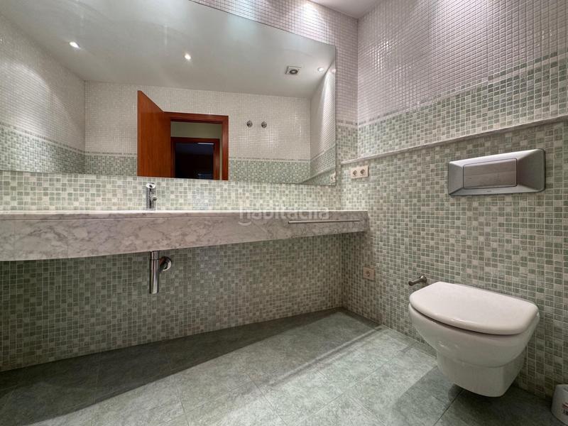 Foto 93d37d93-ce8d-48b0-8368-121cef46d631. Dachwohnung mit heizung parking in Creu de la Mà Figueres