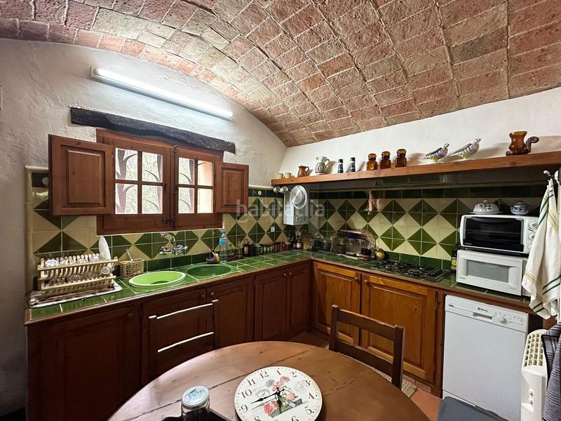 Foto ac259833-4d6c-467e-8d1d-254f3a11df2a. Country house in Boadella i les Escaules