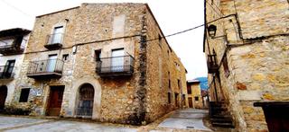 Casa a Pobla de Benifass (la). Casa de pueblo en el ballestar para reformar