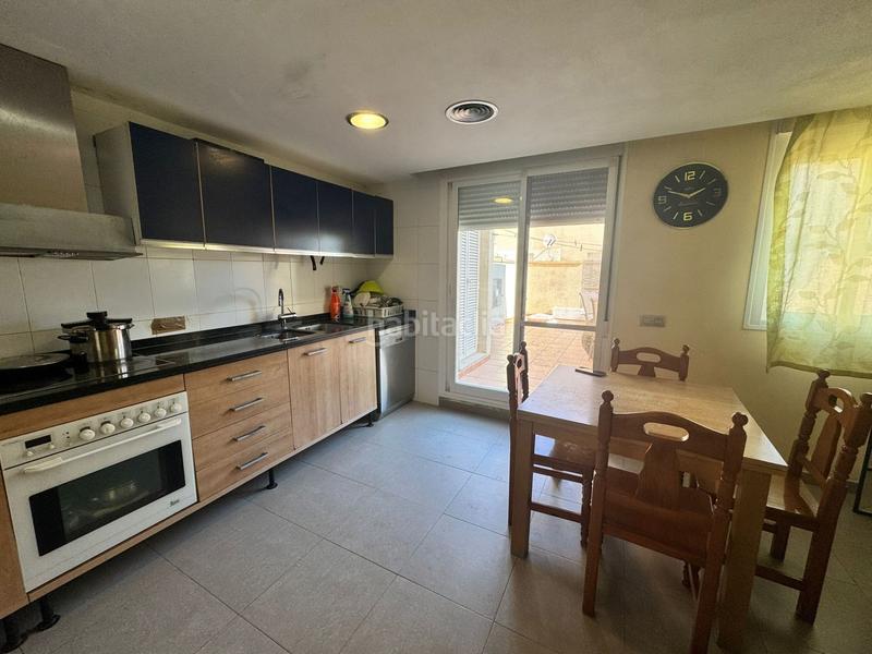 Foto 4b532064-fba7-49b6-80b4-19857c4014a0. Casa adossada a Sénia (La)