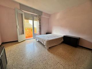 Casa adossada a Sénia (La). Casa adosada en el centro, 3 dormitorios, buen estado y vistas d