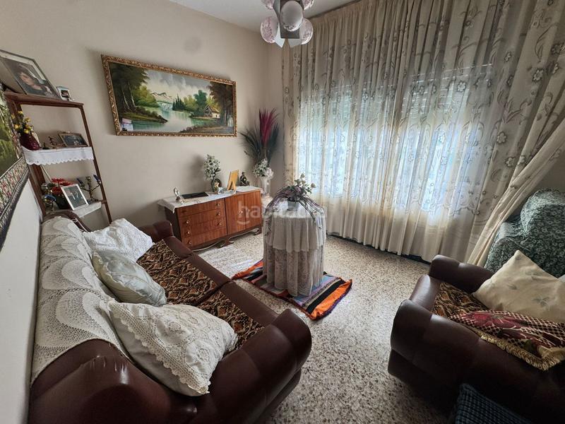 Foto ac5f41da-cafe-4046-bde1-eee53004f908. Casa adossada a Sénia (La)