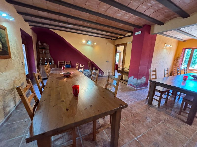 Foto 4938c1c0-b972-4e63-8c09-26d7af8e3f83. Edifici a Benissanet
