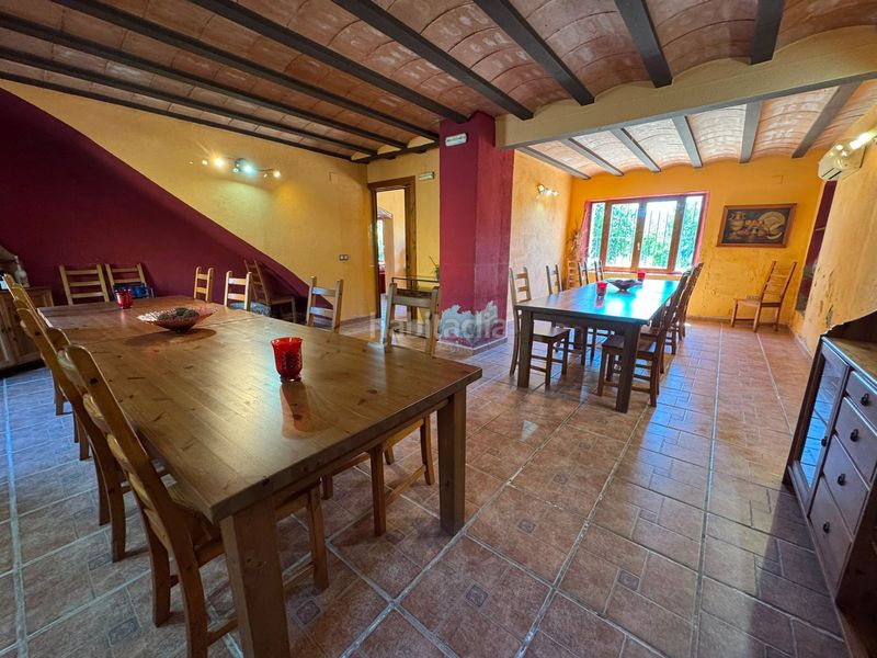 Foto b8b63089-fc27-4e14-b374-7473deb002af. Edifici a Benissanet