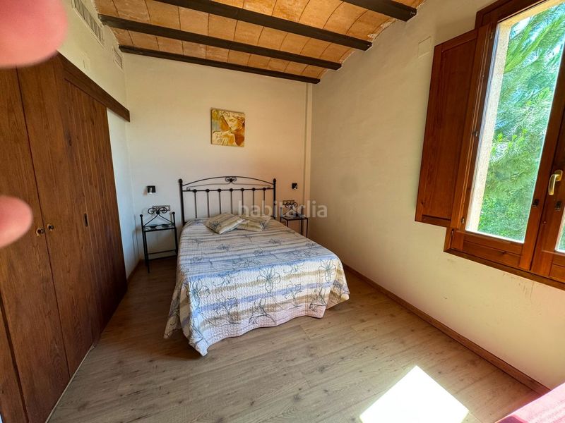 Foto bd673e33-5d10-4d8a-8ef5-7fc6fa8857d7. Edifici a Benissanet