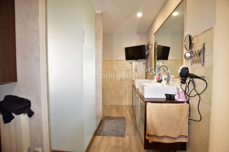Foto 3a2aea7d-fa48-4c92-b50f-a4aa1d18b1e3. Chalet en Castellet i la Gornal