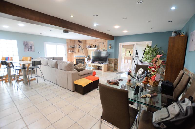 Foto ac812b9e-e900-4fdd-9d58-330dce2d902c. Chalet en Castellet i la Gornal