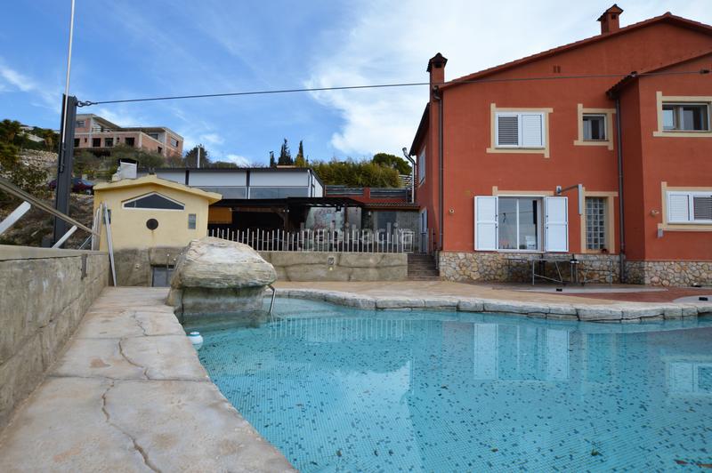 Foto ca1d2eea-65e5-493d-b87f-9706ea78628a. Chalet en Castellet i la Gornal