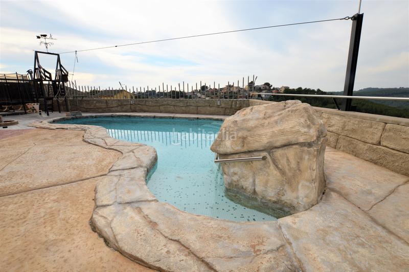 Foto ddb83eff-c46c-441e-9d17-d8da74ac76e0. Chalet en Castellet i la Gornal