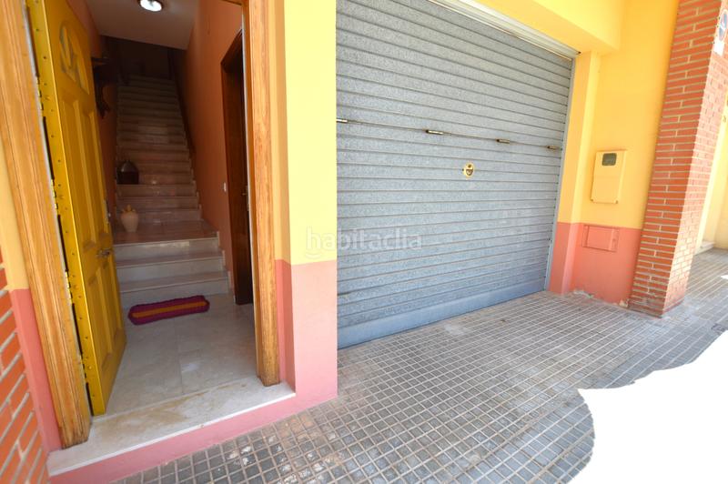 Foto 31b25b9e-1095-4a23-a066-ceb9e0044e09. Casa aparellada amb calefacció aparcament a Santa Maria-l´Eixample-Sud Sumella Cubelles