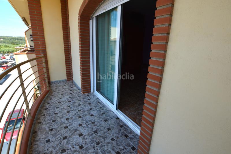 Foto 34e3d73e-9de5-49be-b944-c5ce5106f95f. Casa aparellada amb calefacció aparcament a Santa Maria-l´Eixample-Sud Sumella Cubelles