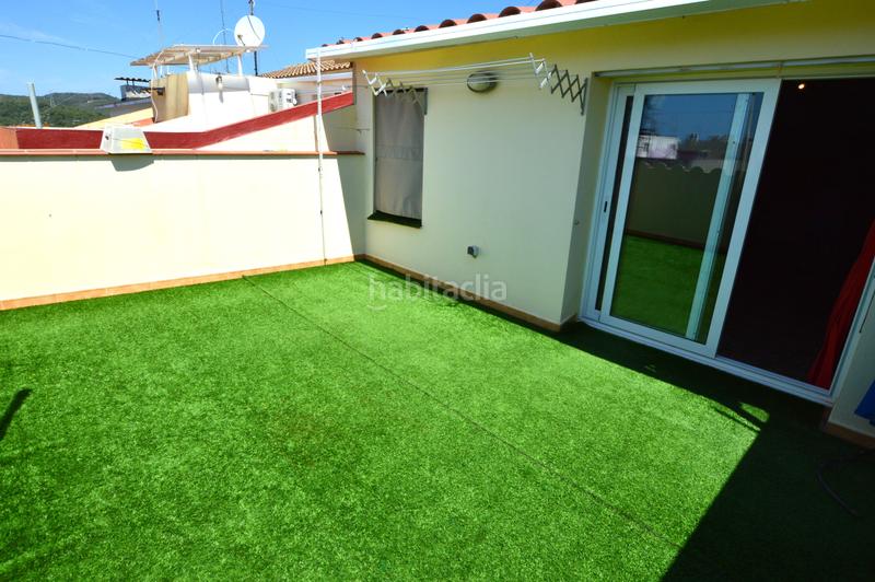 Foto 3a13c925-f25a-4c86-916d-11815918578f. Casa aparellada amb calefacció aparcament a Santa Maria-l´Eixample-Sud Sumella Cubelles