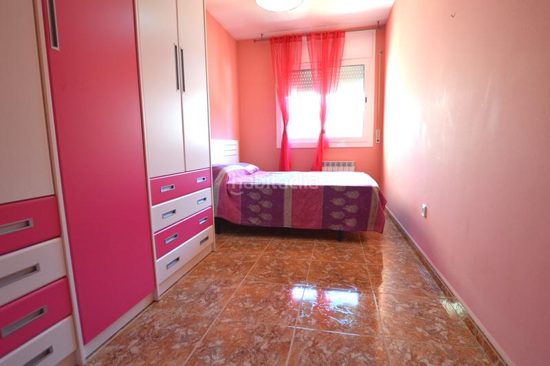 Foto 560ad414-b111-4bd0-a796-76674d02d05a. Casa aparellada amb calefacció aparcament a Santa Maria-l´Eixample-Sud Sumella Cubelles