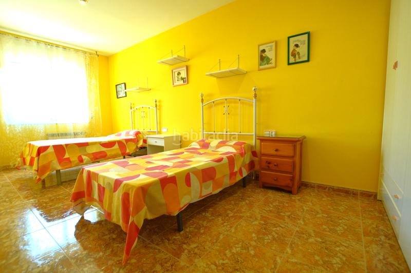 Foto 660084f7-0417-4683-a598-592f0127e4ce. Casa aparellada amb calefacció aparcament a Santa Maria-l´Eixample-Sud Sumella Cubelles