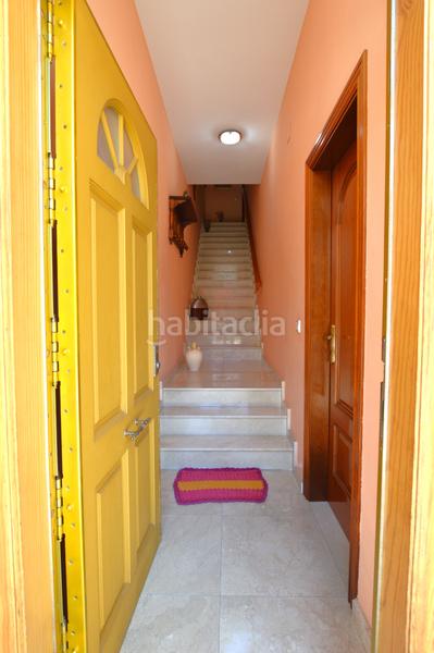 Foto 9cfc8e87-5466-4cdb-8607-2d0471dc2360. Casa aparellada amb calefacció aparcament a Santa Maria-l´Eixample-Sud Sumella Cubelles