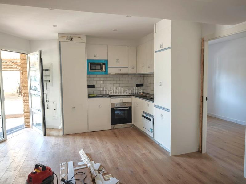 Foto b0f2e37c-623e-45d8-af99-59e06b9af59c. Piano terra in carrer del doctor fleming 34 in Bardaji-El Molí de Baix Cubelles
