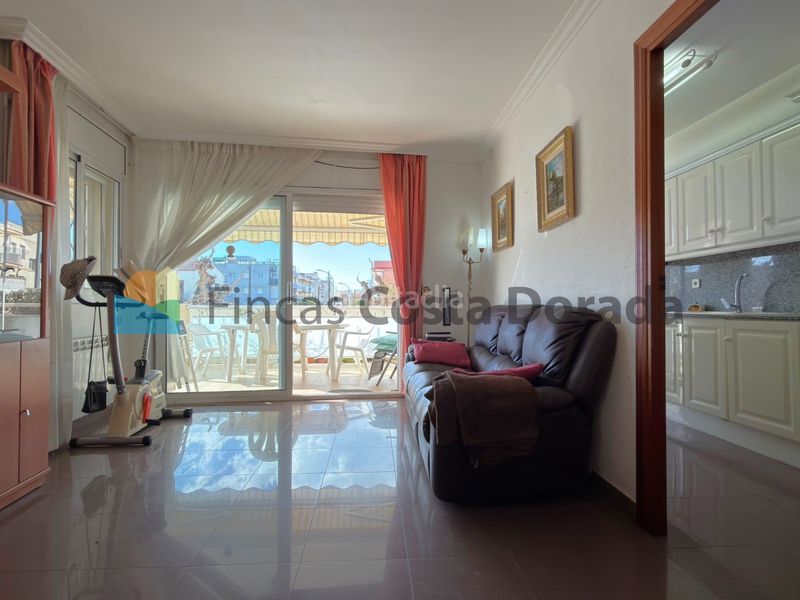 Foto b7312468-34b9-4690-b243-116743732baf. Planta baixa amb calefacció aparcament a Maritim Cubelles