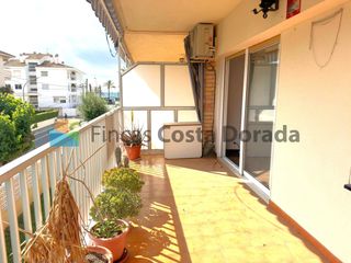 Flat  Carrer narcís monturiol. Amplio piso con vistas al mar lateralmente