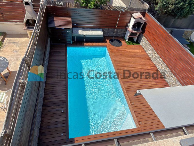 Foto 2d9d3593-0cbe-4ed1-bc60-24115149c33d. Casa adossada amb calefacció aparcament piscina a Cubelles