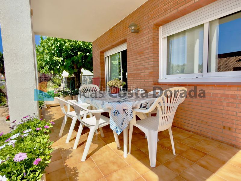 Foto 1254f22f-546b-4881-a5a9-b1643e1b74dd. Casa amb xemeneia aparcament a Bardaji-El Molí de Baix Cubelles