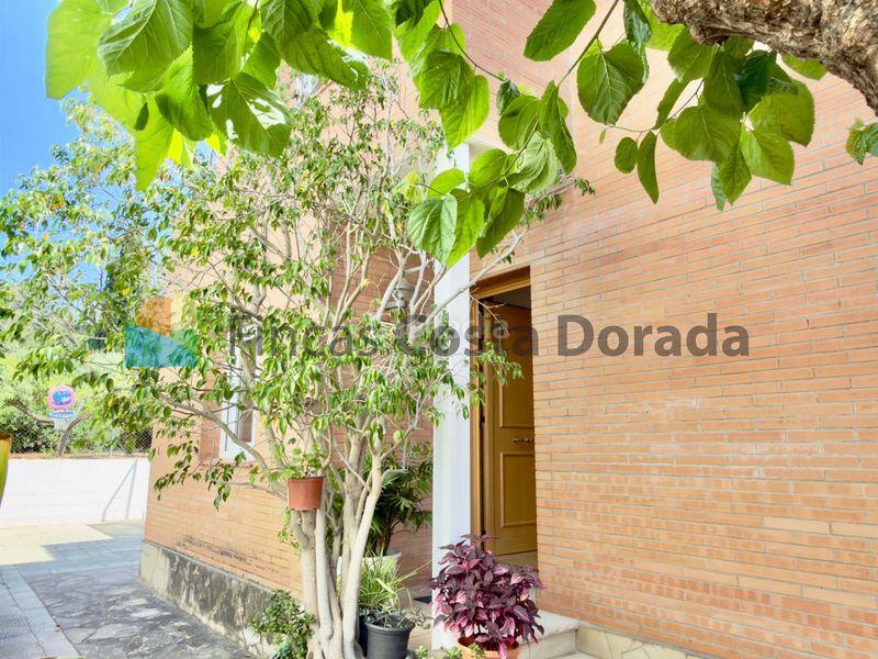 Foto 183c012a-4259-4b54-b1bd-806b5925ee48. Casa amb xemeneia aparcament a Bardaji-El Molí de Baix Cubelles
