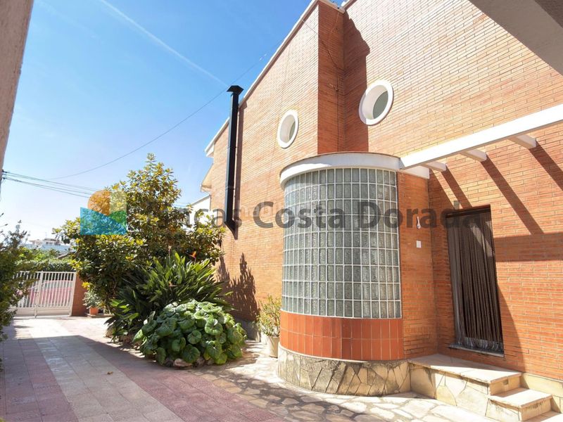 Foto 285c988a-472f-4fdb-b482-44909a7ae79d. Casa amb xemeneia aparcament a Bardaji-El Molí de Baix Cubelles