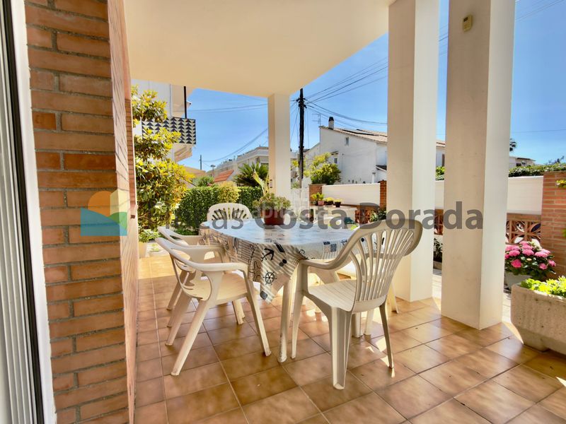 Foto 6f2f103a-eabc-4d53-92fe-16519170b203. Casa amb xemeneia aparcament a Bardaji-El Molí de Baix Cubelles
