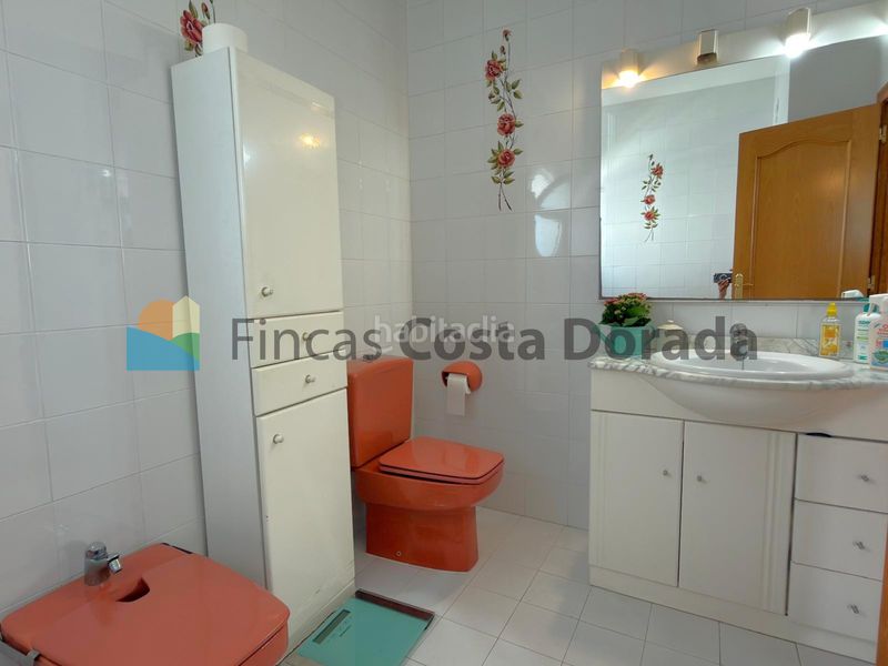 Foto 76ee17bf-42e2-4a0c-a9f8-b9f93e617e4f. Casa amb xemeneia aparcament a Bardaji-El Molí de Baix Cubelles