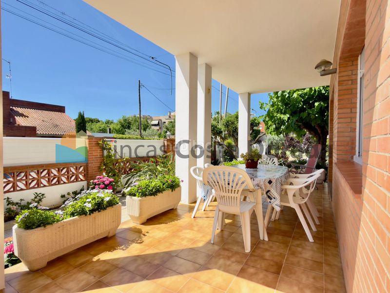 Foto aecda4d6-6b6c-4cb2-ba1c-c163cb77d647. Casa amb xemeneia aparcament a Bardaji-El Molí de Baix Cubelles