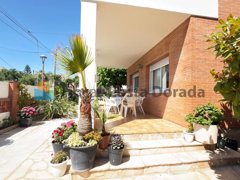 Foto cfdd8e77-8b7d-42a8-a42e-9d956da44ecf. Casa amb xemeneia aparcament a Bardaji-El Molí de Baix Cubelles