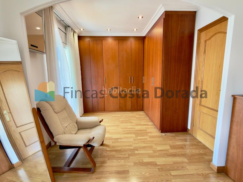 Foto eb9ee550-fd72-4882-9da5-530f11e2b01c. Casa amb xemeneia aparcament a Bardaji-El Molí de Baix Cubelles