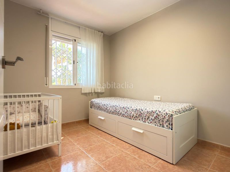 Foto 46d89363-1c69-4c6e-9411-9216925ef051. Casa adossada amb calefacció aparcament piscina a Cubelles
