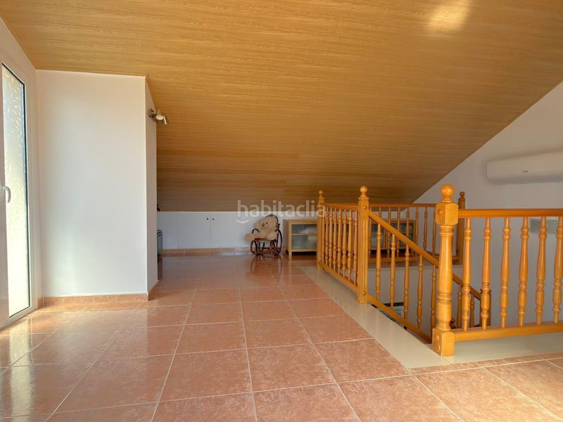 Foto a505bf18-39ea-42cb-bf86-64269168aff0. Casa adossada amb calefacció aparcament piscina a Cubelles