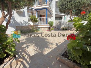Erdgeschoss in Carrer de les gavines 12. Apto. en planta baja al lado de la playa