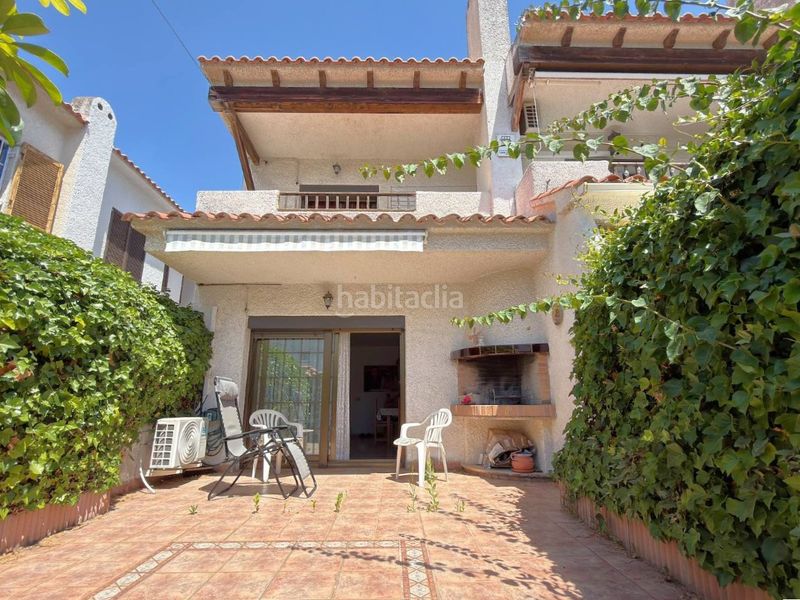 Foto 1e0c83a4-0401-4a73-9abe-fcfb90a204f6. Casa aparellada amb xemeneia aparcament a Bardaji-El Molí de Baix Cubelles