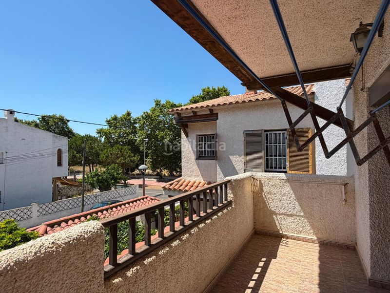 Foto c090ff8e-4849-4ca1-b48c-bfdfdfd7875f. Casa aparellada amb xemeneia aparcament a Bardaji-El Molí de Baix Cubelles