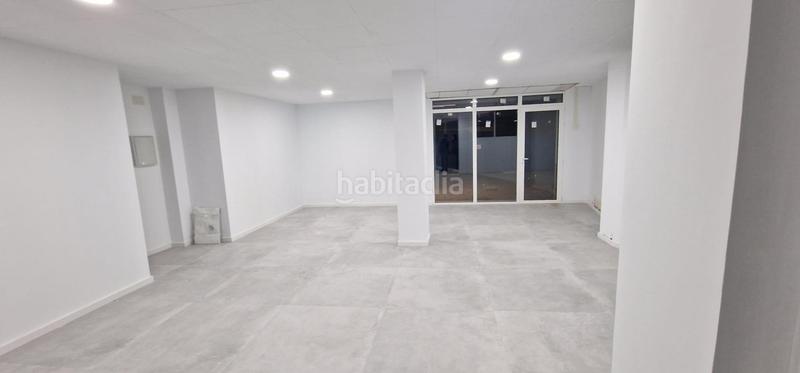 Foto 31533372-e22c-49b3-a8ac-7adf61df72be. Lloguer local comercial a Aldaia