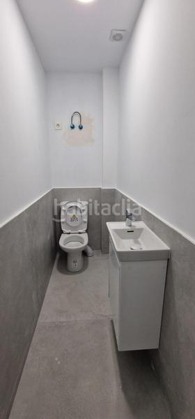 Foto 5455a12e-99fb-4d7b-8bcf-e16eaa508658. Lloguer local comercial a Aldaia