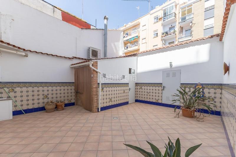 Foto cf6f8201-6924-472c-938c-323a178c3ffa. Planta baja se vende planta baja independiente con terraza y garaje en Aldaia
