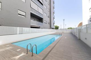 Appartamento in Aldaia. Piso seminuevo con piscina garaje y trastero en aldaia