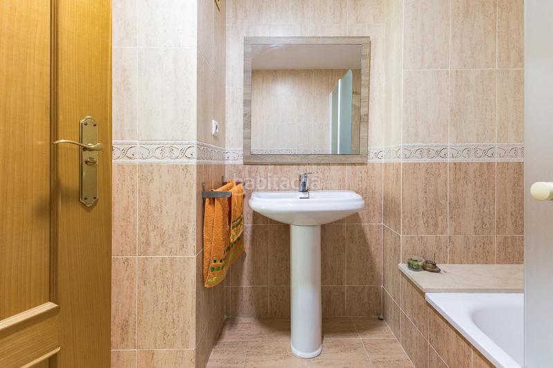 Foto 4ce324b8-7d78-4bb9-910e-9447798de431. Pis amb aparcament a Alaquàs