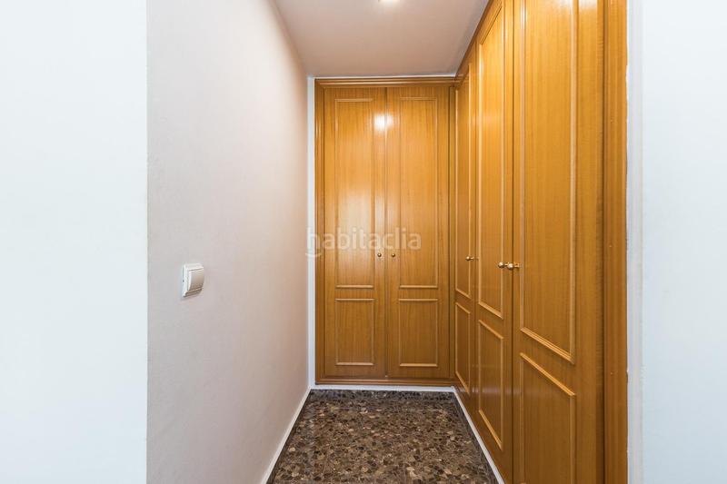 Foto c549d1dd-f2a4-46ac-ba96-a5fb11a9abee. Pis amb aparcament a Alaquàs