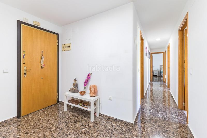 Foto e808cd27-05d6-4d85-bbdd-4798d3cd9291. Pis amb aparcament a Alaquàs